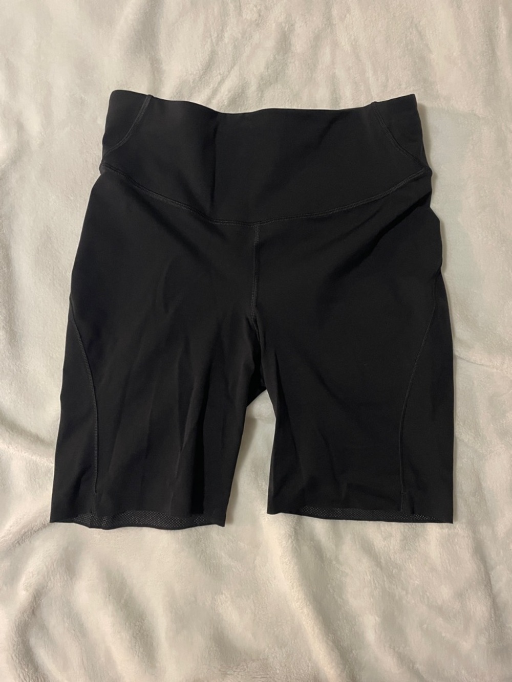 NWOT lululemon athletica Black High-Rise Bike Shorts sz 8 Grippy Legs Gym